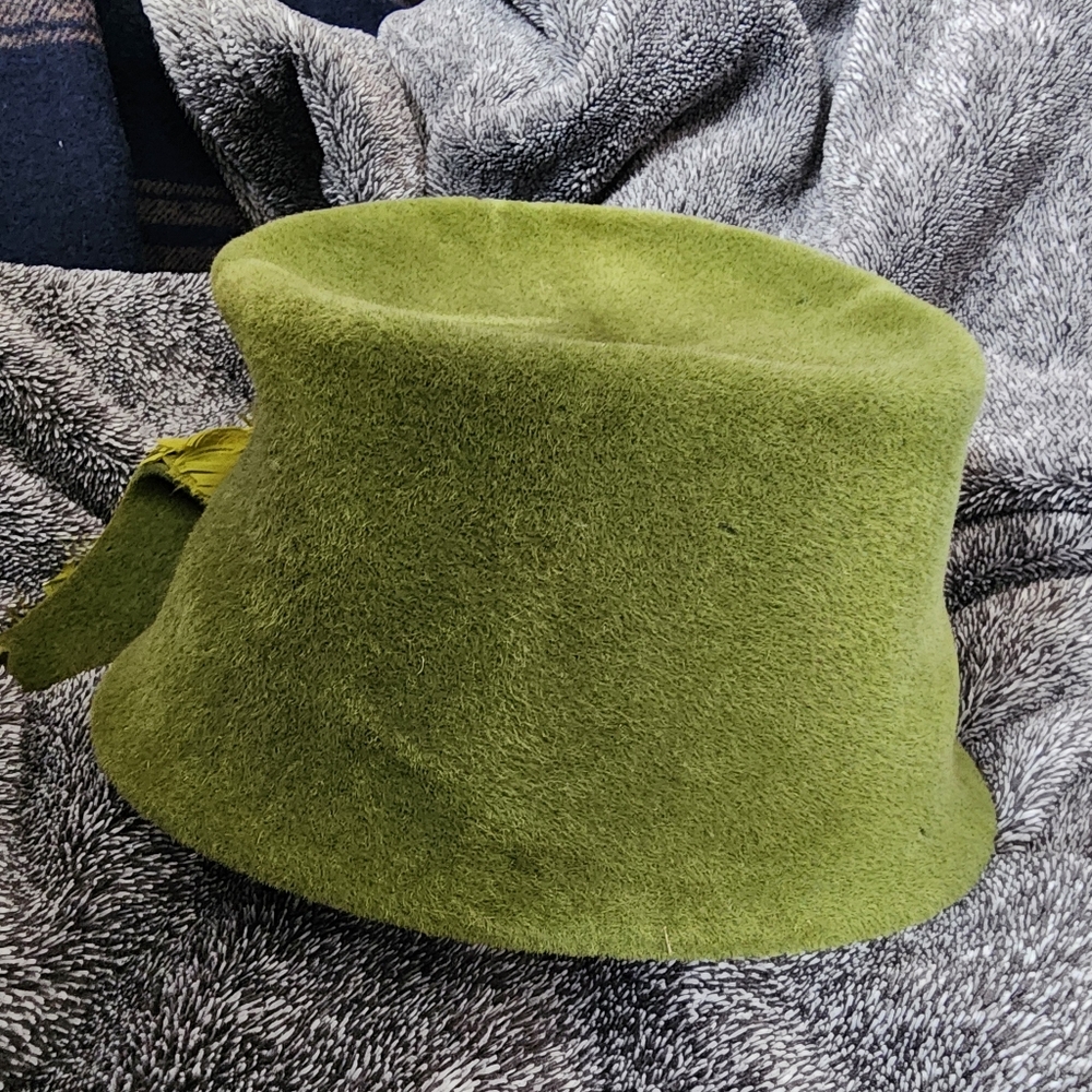 Green Felt Hat with Feather Accent